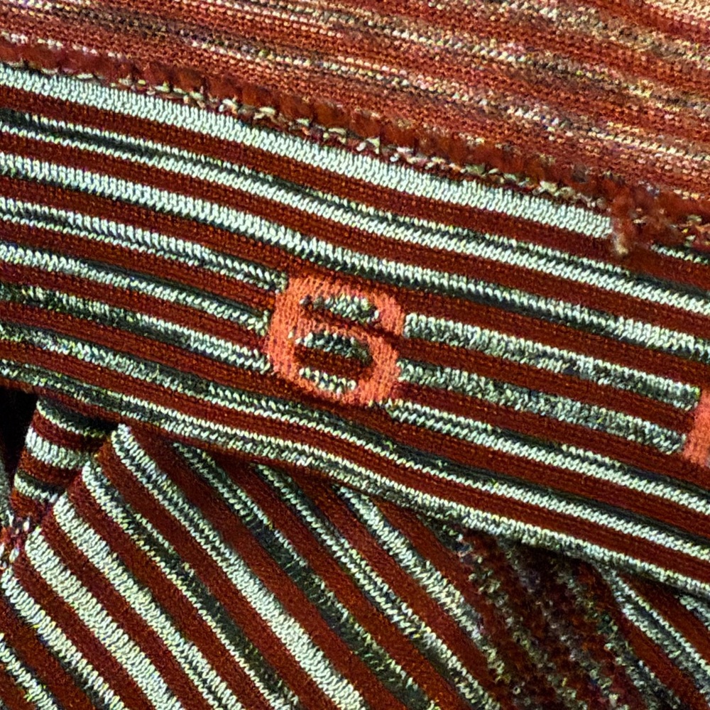 Lululemon Swiftly Tech Racerback Red Alert / White / Dark Sport Red / Black‎ - Picture 6 of 6